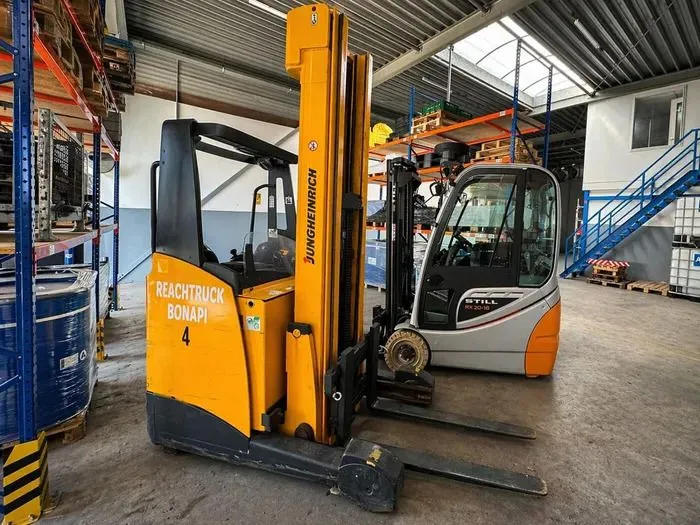 Heftruck vs reachtruck 